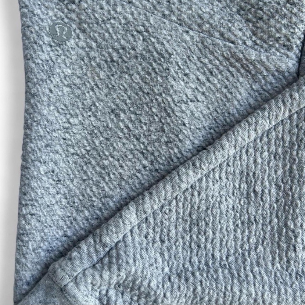 Lululemon Joggers Men’s XS Gray At Ease Textured Double Knit Gym Running NWOT - Picture 7 of 10